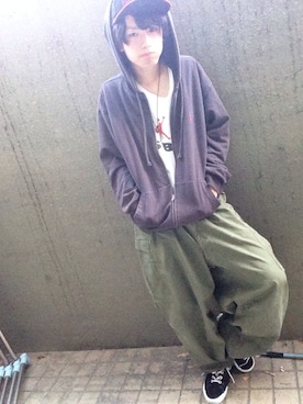 「アイテム（キャップ）」を使った、takuさん（メンズ・173cm・10代）の秋コーディネート