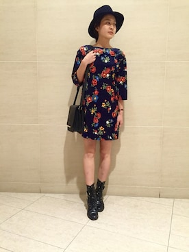 「NINE（ナイン）のアイテム」を使った、Mai Onoさん（レディース・165cm）の秋コーディネート