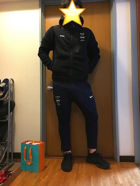 「F.C.R.B.（エフシーアールビー）のアイテム（その他アウター）」を使った、たーぼっちさん（メンズ・171cm）の秋コーディネート
