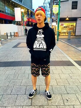 「ROLLING CRADLE（ローリングクレイドル）のアイテム（パーカー）」を使った、漢くんさん（メンズ・170cm）の春コーディネート