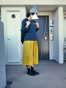 「缶バッチ」｜「アイテム（帽子）」を使った、ぺるもっちさん（レディース・162cm）の秋コーディネート