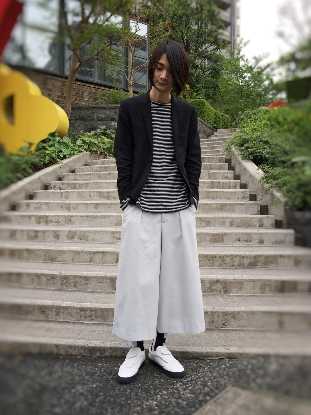 LAD MUSICIANのスーツジャケットを使った人気ファッション