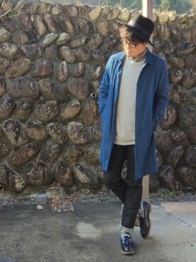 「ツバ広ハット」｜「アイテム（ステンカラーコート）」を使った、おかっぴきさん（メンズ・172cm）の春コーディネート