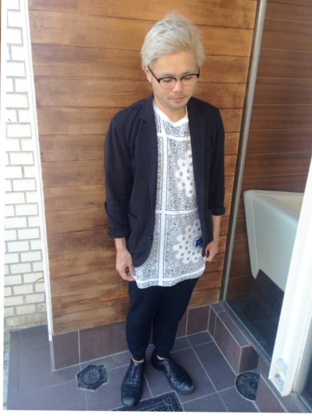 「#メガネ、#SHIPS、#ペイズリー、#unitedarrows」｜「SHIPSのSC: ネイビー ブレザー（テーラードジャケット、ブルー系）」を使った、ＮＹＮＹkatsuraさん（メンズ・170cm）の秋コーディネートの1枚目の写真