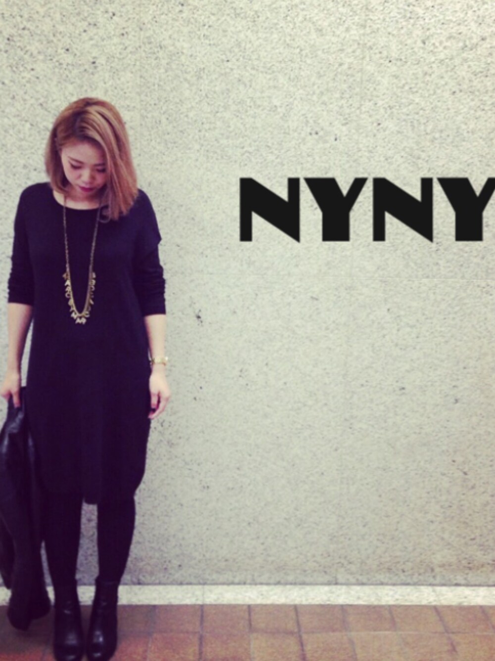 「#ブラック、#ライダース、#ペンシルスカート、＃モノトーン、#ブラックコーデ、#H&M、#marc jacobs、#moussy、#モード」｜「H&Mの7分袖ニット（カーディガン/ボレロ、ブラック系）」を使った、ＮＹＮＹkatsuraさん（レディース・154cm）の秋コーディネートの1枚目の写真