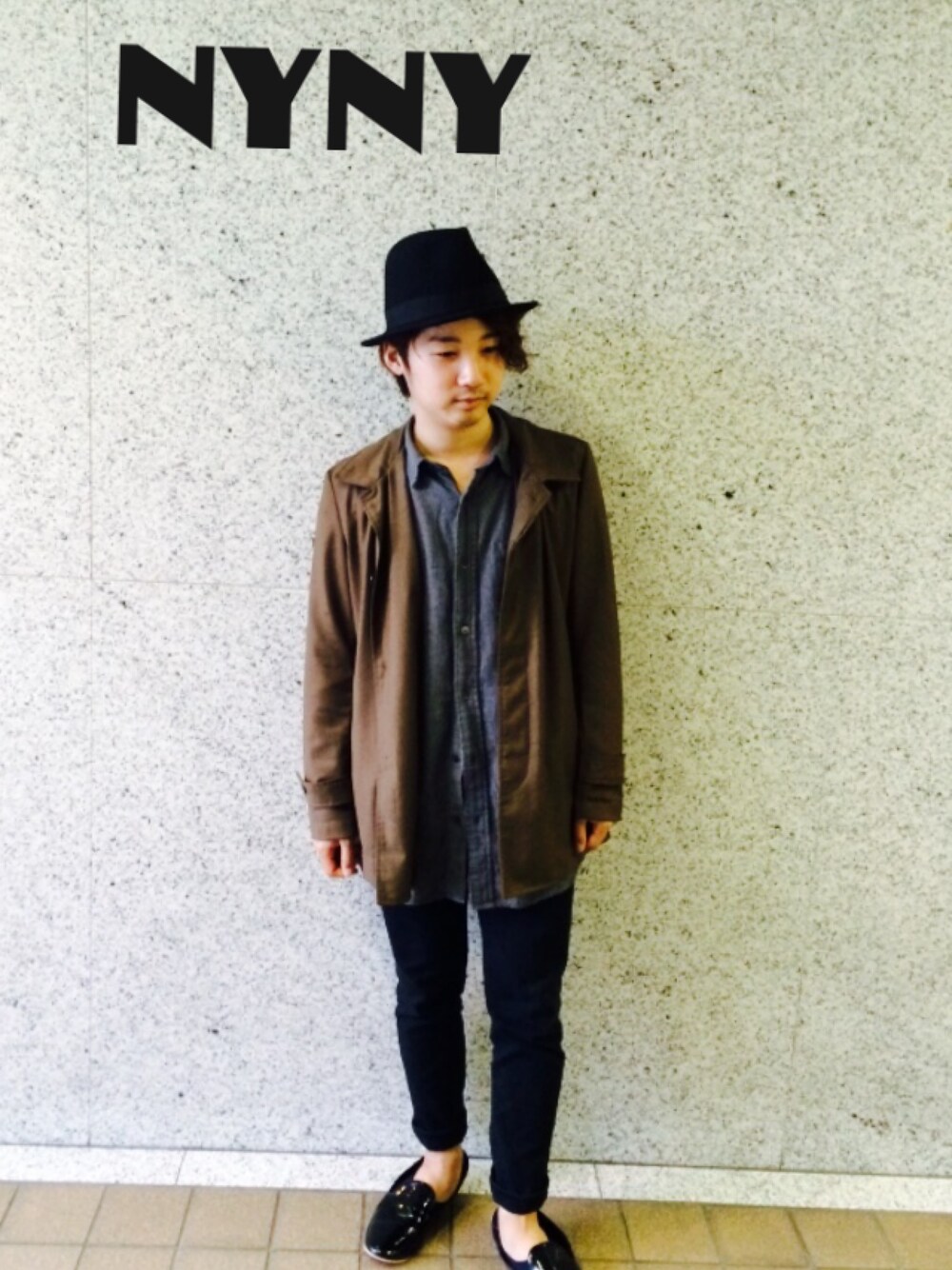 「#古着、#黒、＃デニム、#ハット、#デニムシャツ、#ミリタリージャケット、#9分丈パンツ」｜「URBAN RESEARCHのREDSEAMﾀｲﾌﾟﾗｲﾀｰM65ブルゾン（ミリタリージャケット、グリーン系）」を使った、ＮＹＮＹkatsuraさん（メンズ・163cm）の秋コーディネートの1枚目の写真