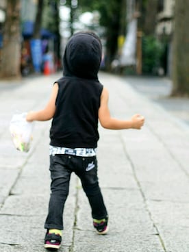 「JOEY HYSTERIC（ジョーイヒステリック）のアイテム（タンクトップ）」を使った、ibukiさん（キッズ・100cm）の秋コーディネート