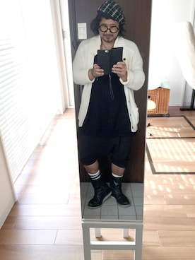 「ニットカーディガン」｜かべちゃんさん（メンズ・171cm・50代）の冬コーディネート