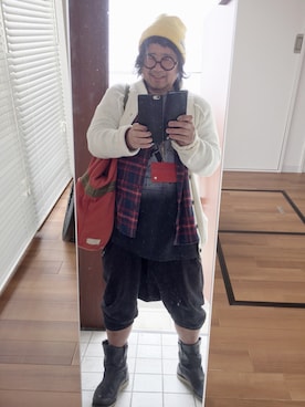 「ニットカーディガン」｜かべちゃんさん（メンズ・171cm・50代）の冬コーディネート