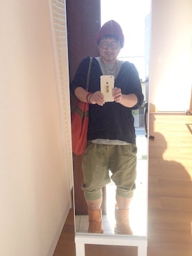 「カーキパンツ」｜かべちゃんさん（メンズ・171cm・40代）の春コーディネート