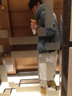 「Yves Saint Laurent（イヴサンローラン）のアイテム（スニーカー）」を使った、Matthew Warさん（メンズ・175cm）の夏コーディネート