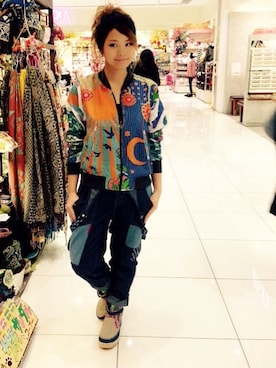 「アイテム（スタジャン）」を使った、MEGさん（レディース・159cm）の冬コーディネート