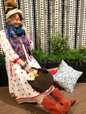 「チャイハネ（チャイハネ）のアイテム（ブーツ）」を使った、MEGさん（レディース・159cm）の秋コーディネート