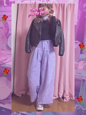 「アイテム（アクセサリー、パープル系）」を使った、marikaさん（レディース・160cm）の冬コーディネート