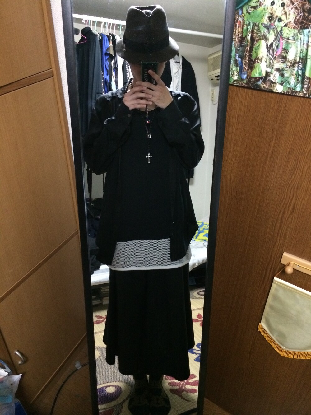 「MUZE、CA4LA、モノトーン、モード系、モード、acv、MiDiom、Vivienne Westwood Man」｜「MUZEのアイテム（タンクトップ、ブラック系）」を使った、N△G△NEGIさん（メンズ・178cm）の春コーディネートの1枚目の写真