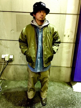 「アーミー」｜「アイテム（ミリタリージャケット）」を使った、It's Gさん（メンズ・170cm）の冬コーディネート