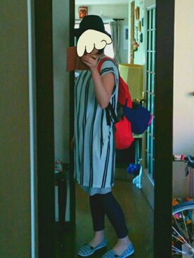 「アイテム（ボディバッグ/ウエストポーチ、ブルー系）」を使った、Snuuさん（レディース・160cm）の春コーディネート