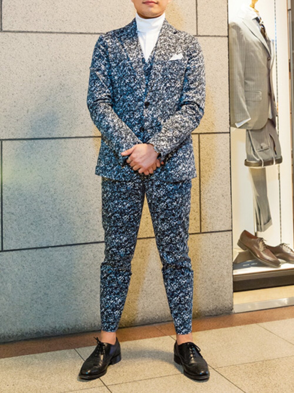 「大人コーデ、RAINMAKER、Casely-Hayford、church's」｜「RAINMAKERのアイテム（シャツ/ブラウス、ホワイト系）」を使った、TETSUITIROUさん（メンズ・164cm）の秋コーディネートの1枚目の写真