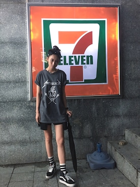 「MONDAY EDITION（マンデイ　エディション）のアイテム」を使った、zitaさん（レディース・167cm）の夏コーディネート