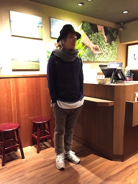 「スエット」｜衛千迅さん（メンズ・166cm）の冬コーディネート