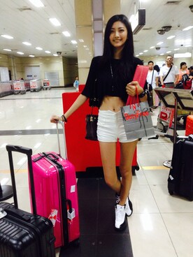 I HUA WUさんのコーディネート