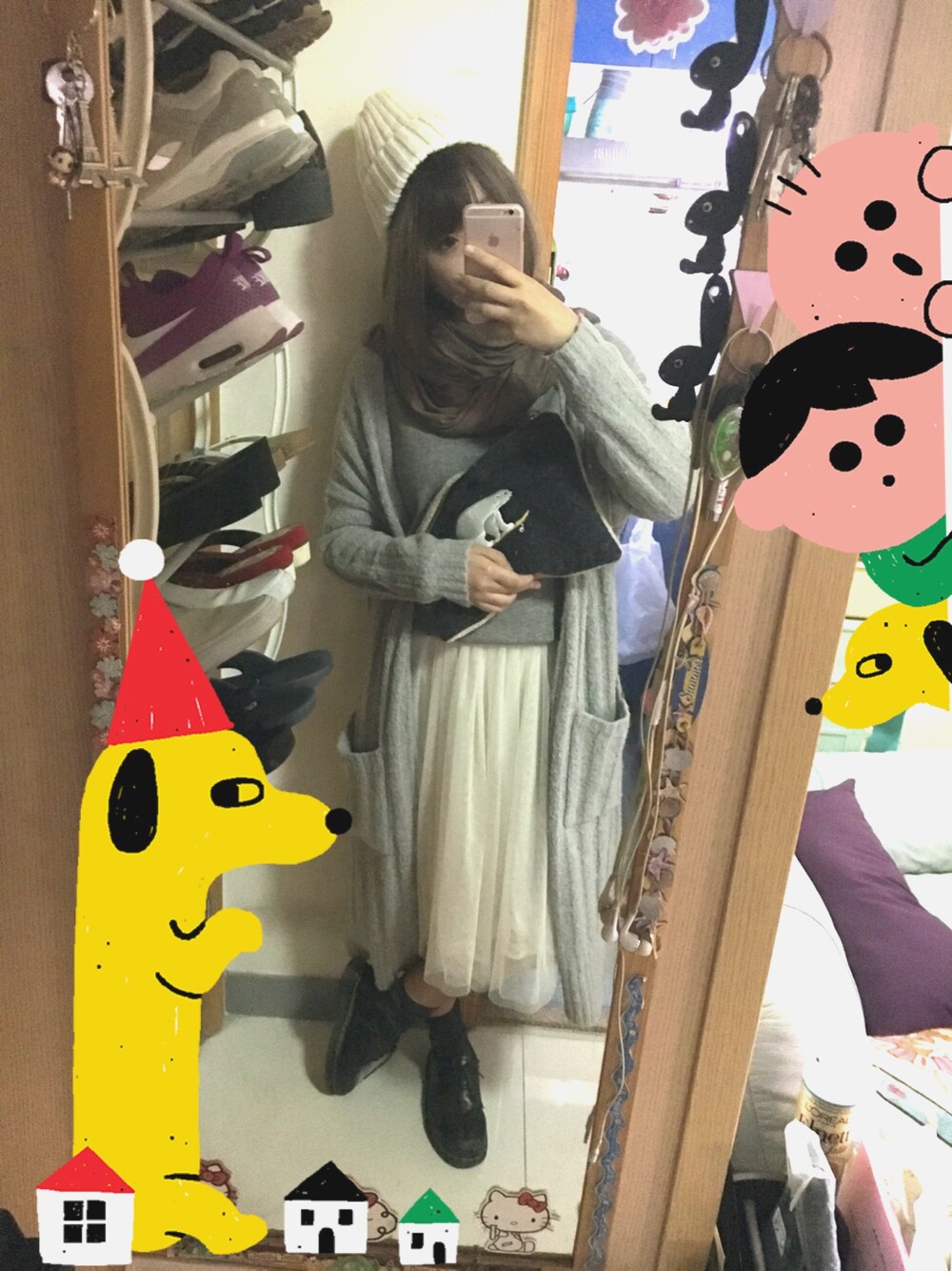 「ootd、outfit、casual、hat、black and white」｜「WEGOのWEGO/チャンキーニットキャップ（ニットキャップ/ビーニー、ホワイト系）」を使った、keyCさん（レディース・163cm）の秋コーディネートの1枚目の写真