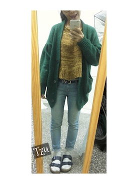 「GIORDANO（ジョルダーノ）のアイテム（デニムパンツ、ブルー系）」を使った、tzu さん（レディース）の冬コーディネート