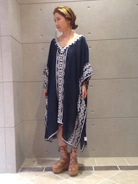 「アイテム（マフラー）」を使った、nano・universe 福岡 STAFFさん（レディース・160cm）の夏コーディネート