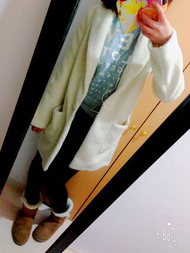 「UNIQLO（ユニクロ）のアイテム（ムートンコート、ホワイト系）」を使った、Harukaさん（レディース・167cm）の秋コーディネート