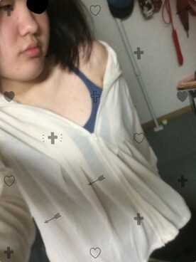 柘植沙耶さんのコーディネート