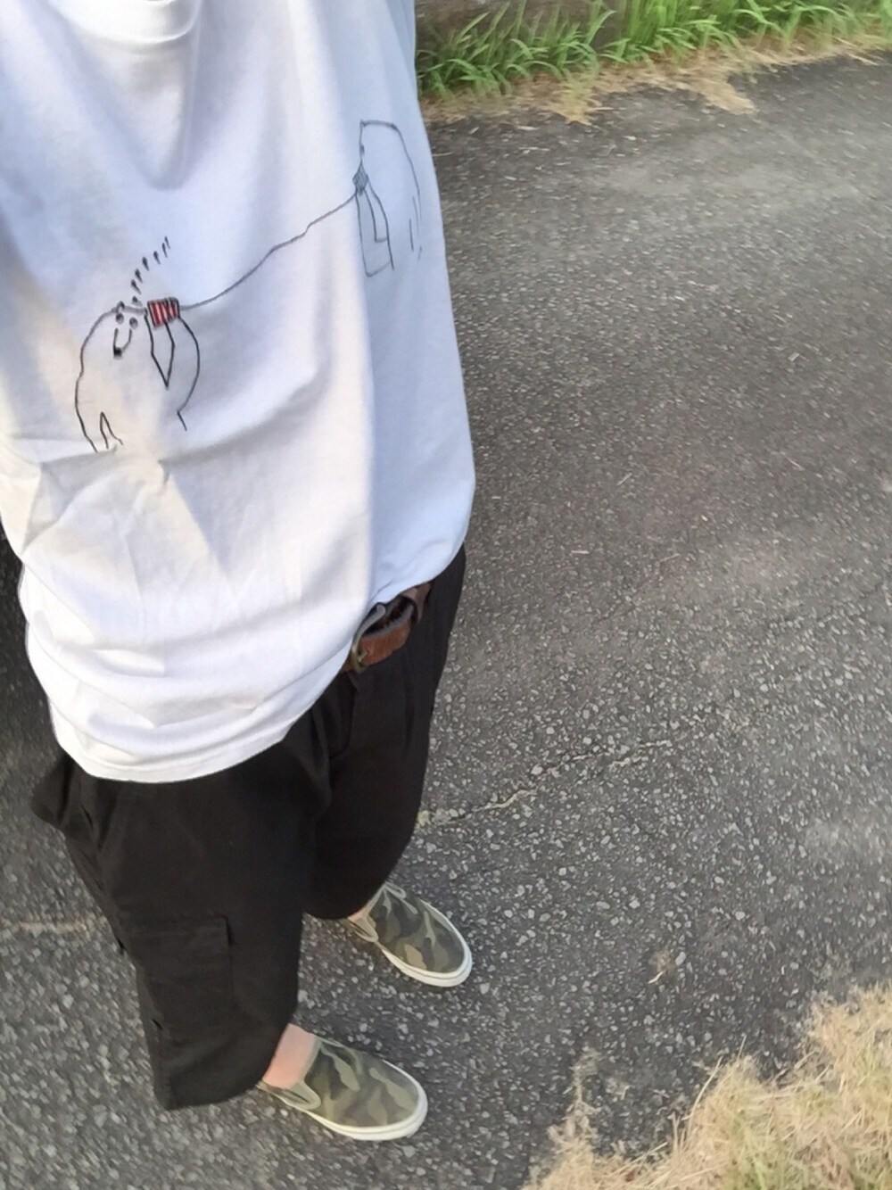 「TOMMY HersのCAMO BELT HERS（ベルト、ブラウン系）」を使った、びーちゃんさん（レディース・156cm）の夏コーディネートの1枚目の写真