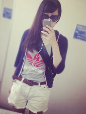 「TOMMY HILFIGER（トミーヒルフィガー）のアイテム（その他アウター）」を使った、h i t o m iさん（レディース・166cm）の夏コーディネート
