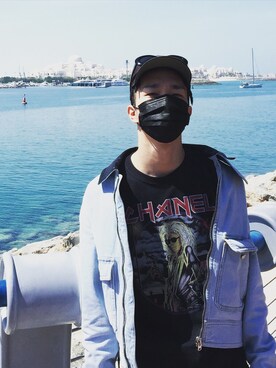 「GIVENCHY（ジバンシイ）のアイテム（デニムジャケット）」を使った、WOOK / STYLISTさん（メンズ・170cm）の春コーディネート