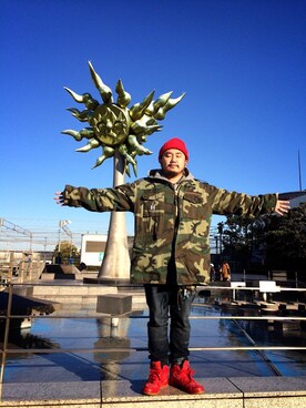 「岡本太郎」｜「アイテム（財布/小物）」を使った、やなちゃんさん（メンズ・165cm）の冬コーディネート