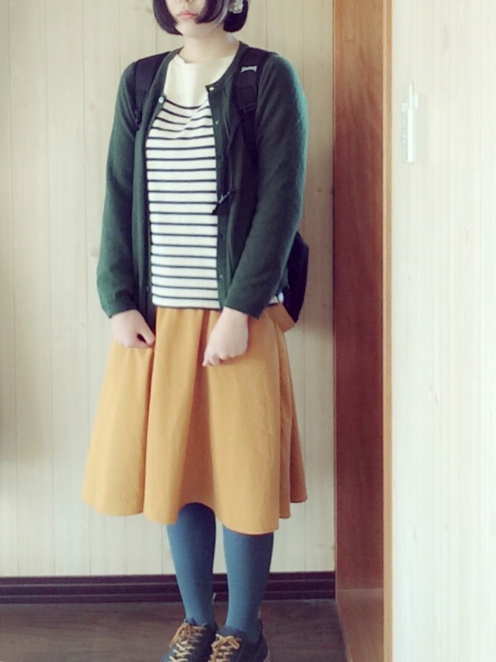 「winter、studio clip、THRASHER、無印良品」｜「studio CLIPのアイテム（カーディガン/ボレロ、グリーン系）」を使った、shioriさん（レディース・165cm）の冬コーディネートの1枚目の写真