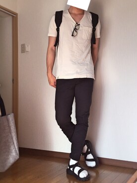 「FREDY&GLOSTER（フレディアンドグロスター）のアイテム（Tシャツ/カットソー）」を使った、じんばさん（メンズ・173cm）の夏コーディネート