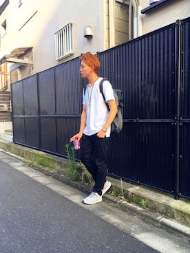 「アイテム（バングル/リストバンド）」を使った、Tuさん（メンズ・175cm・20代）の夏コーディネート