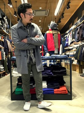 「Denime（ドゥニーム）のアイテム（ステンカラーコート）」を使った、中井　皓次さん（メンズ・166cm）の秋コーディネート