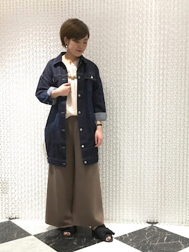 「OSMOSIS（オズモーシス）のビッグデニムジャケット（デニムジャケット）」を使った、OSMOSIS天王寺ミオ店さん（レディース・163cm）の秋コーディネート