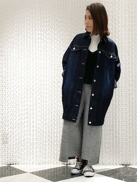 「OSMOSIS（オズモーシス）のビッグデニムジャケット（デニムジャケット）」を使った、OSMOSIS天王寺ミオ店さん（レディース・155cm）の秋コーディネート