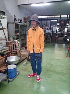 「goslowcaravan」｜「アイテム（カバーオール）」を使った、yusuke さん（メンズ・170cm）の秋コーディネート