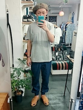 「MANEBU（マネブ）のアイテム（サンダル）」を使った、yusuke さん（メンズ・170cm）の夏コーディネート