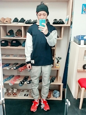 「アイテム（スニーカー、その他）」を使った、yusuke さん（メンズ・170cm）の秋コーディネート