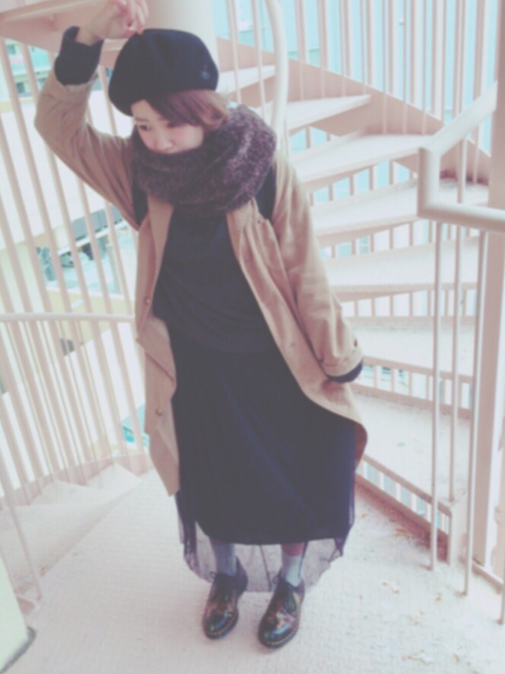 「JOURNAL STANDARD relumeのアイテム（ニット/セーター、グレー系）」を使った、nachiさん（レディース・154cm）の秋コーディネートの1枚目の写真