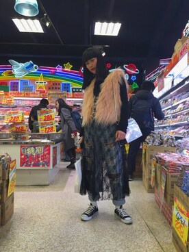 「黒髪」｜「アイテム（その他アウター）」を使った、Yuinaさん（レディース・160cm）の春コーディネート