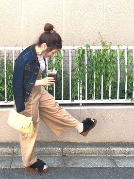 「アイテム（つなぎ/オールインワン、ベージュ系）」を使った、m---＊さん（レディース・156cm）の春コーディネート