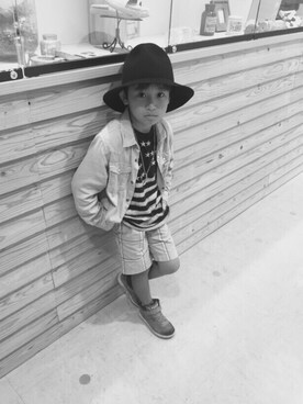 「AZUL by moussy（アズールバイマウジー）のアイテム（シャツ/ブラウス、ブルー系）」を使った、かずみさん（レディース・170cm）の冬コーディネート