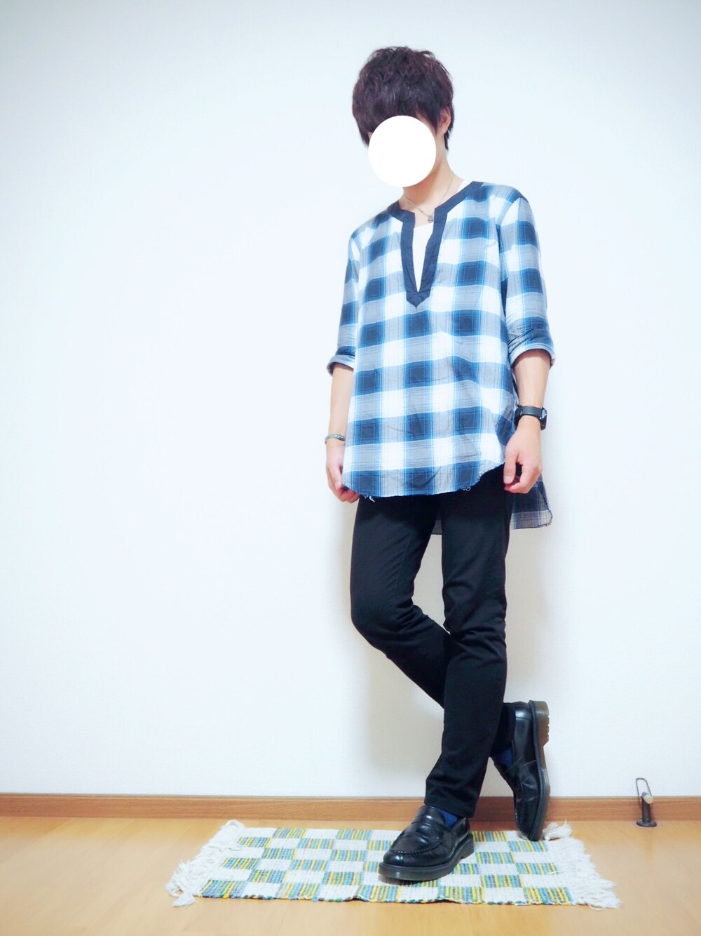 「summer、ストリート、オーバーサイズ、黒スキニー、モードストリート、シャツ、チュニック、Soloist」｜「TAKAHIROMIYASHITATheSoloIst.のアイテム（シャツ/ブラウス、ブルー系）」を使った、Hayatoさん（メンズ・171cm）の夏コーディネートの1枚目の写真
