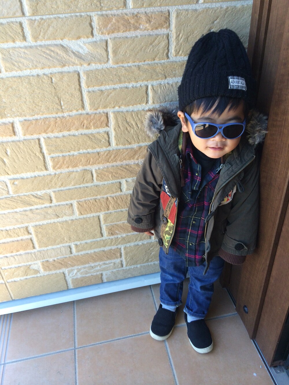 「男の子コーデ、おとこのこ、子供服、しまむら、デニムパンツ、キッズコーデ、フランネルシャツ、2歳、モッズコート」｜「BREEZEのアイテム（モッズコート、グリーン系）」を使った、★accho★さん（キッズ・110cm）の冬コーディネートの1枚目の写真