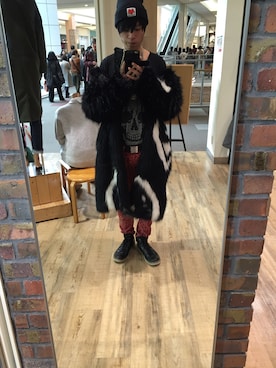 「アイテム（デニムパンツ、レッド系）」を使った、ken さん（メンズ・177cm）の冬コーディネート